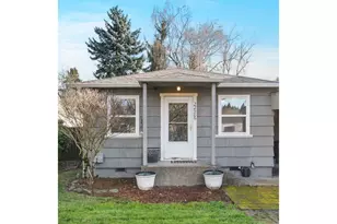 22986 SW Main St, Sherwood, OR 97140 - Photo 1