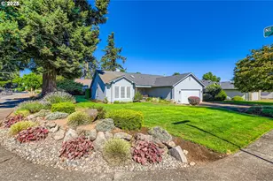 1725 N Laurelwood Loop, Canby, OR 97013 - Photo 1