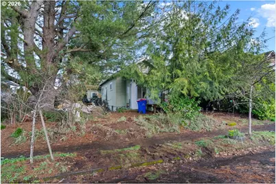 1138 NE 73rd Ave, Portland, OR 97213 - Photo 1