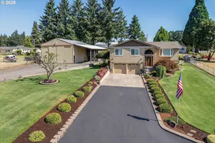 20582 S South End Rd, Oregon City, OR 97045 - Photo 1