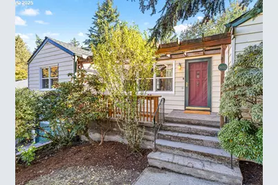 9032 SW Capitol Hwy, Portland, OR 97219 - Photo 1