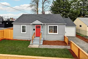 8225 SE Raymond Ct, Portland, OR 97266 - Photo 1