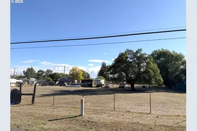 16th, Baker City, OR 97814 - Photo 1