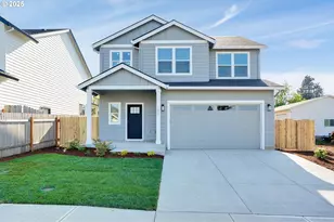 195 Iowa St, Silverton, OR 97381 - Photo 1