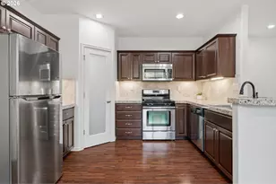 28875 SW Costa Circle, Wilsonville, OR 97070 - Photo 12