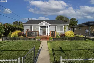 506 S Peach St, Medford, OR 97501 - Photo 1