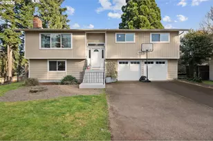 1310 Sherri Ct, West Linn, OR 97068 - Photo 1