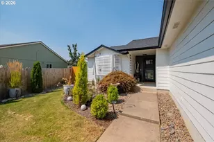 3109 28th Ave SE, Albany, OR 97322 - Photo 1