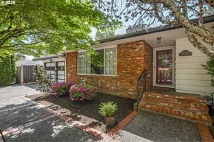 14414 NE Schuyler St, Portland, OR 97230 - Photo 1