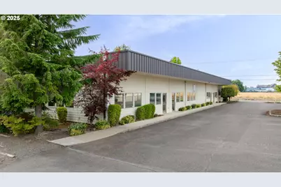 3200 NE Rivergate St, McMinnville, OR 97128 - Photo 1