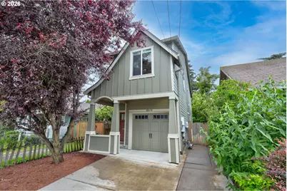 8010 SE Tolman St, Portland, OR 97206 - Photo 1