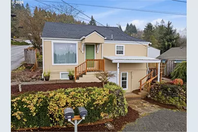 210 NE 7th St, Clatskanie, OR 97016 - Photo 1