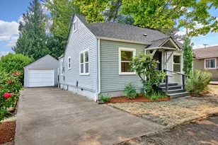 1136 NE Galloway St, McMinnville, OR 97128 - Photo 1