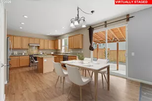 2068 SW 34th St, Gresham, OR 97080 - Photo 8