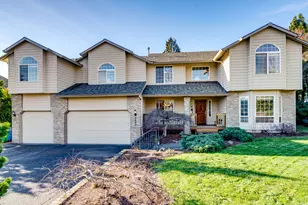 1077 SE Dogwood Ln, Gresham, OR 97080 - Photo 1