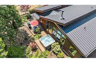 954 SW Spelling Pl, Cascade Locks, OR 97014 - Photo 1