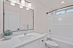 12300 Meadowlawn Dr, Oregon City, OR 97045 - Photo 12