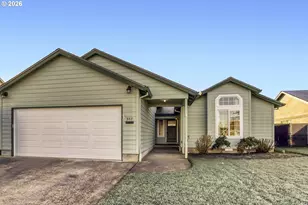357 SE 7th Ave, Canby, OR 97013 - Photo 1