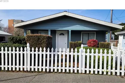 94237 6th St, Gold Beach, OR 97444 - Photo 1