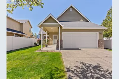 608 SE 15th Ave, Battle Ground, WA 98604 - Photo 1