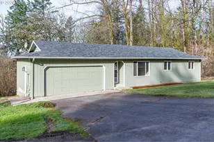 115 Lowrane Dr, Kelso, WA 98626 - Photo 1