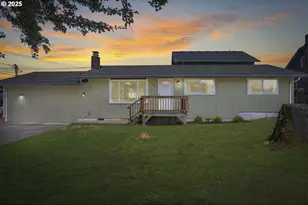 534 N 11th St, Saint Helens, OR 97051 - Photo 1