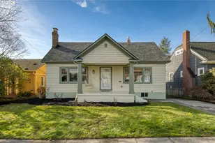 1905 SE 58th Ave, Portland, OR 97215 - Photo 1