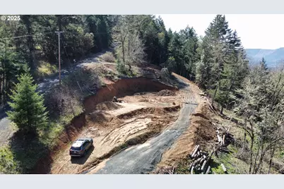 101 Alan Ln, Roseburg, OR 97471 - Photo 1