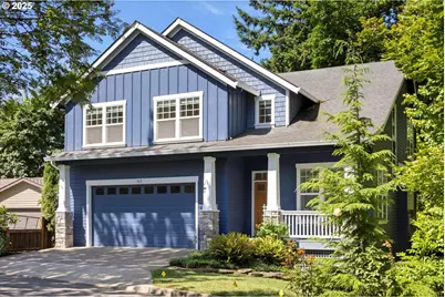 709 SW 6th Ct, Portland, OR 97219 - Photo 1