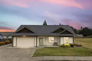 424 13th St, Aumsville, OR 97325 - Photo 1