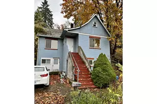 562 Kelly Blvd, Springfield, OR 97477 - Photo 1