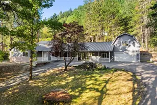 518 Riverbanks Rd, Grants Pass, OR 97527 - Photo 1