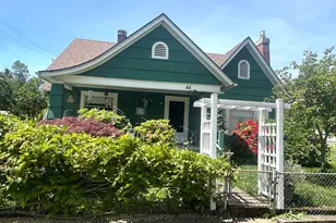 45 S 12th St, Cottage Grove, OR 97424 - Photo 1