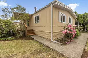 1400 Candlelight Dr, Eugene, OR 97402 - Photo 1
