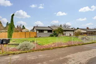 13817 NE 79th St, Vancouver, WA 98682 - Photo 1