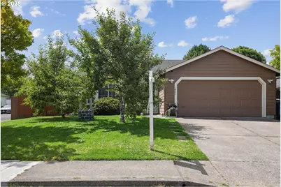 1901 NW 4th St, Battle Ground, WA 98604 - Photo 1