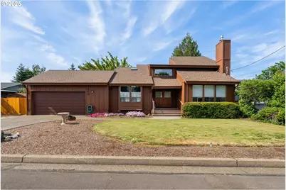 1550 NW Primrose Ct, Roseburg, OR 97471 - Photo 1