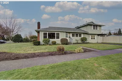 703 28th Ave, Longview, WA 98632 - Photo 1