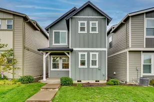 1786 NW Landon St, McMinnville, OR 97128 - Photo 1