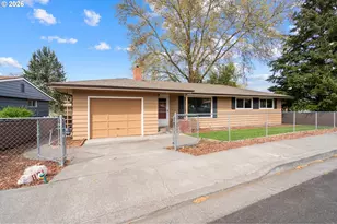 801 SW 37th St, Pendleton, OR 97801 - Photo 1
