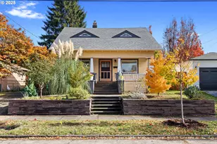 326 SE 84th Ave, Portland, OR 97216 - Photo 1