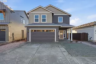 729 SE 34th St, Battle Ground, WA 98604 - Photo 1