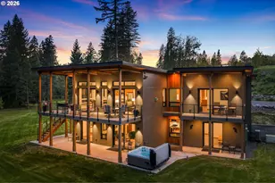 37 Waterside Ln, White Salmon, WA 98672 - Photo 1