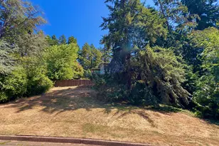 3046 Whitbeck Blvd, Eugene, OR 97405 - Photo 1