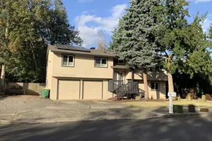 1427 SW 24th St, Troutdale, OR 97060 - Photo 1