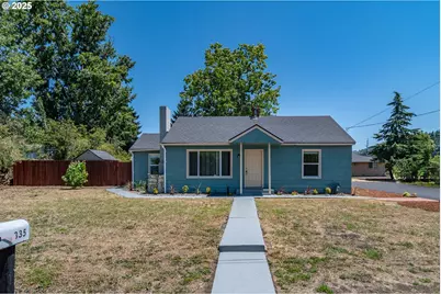 335 NE Cummins St, Roseburg, OR 97470 - Photo 1