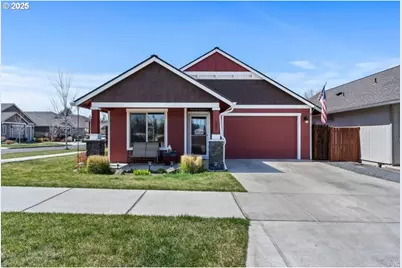 639 NE Providence Dr, Bend, OR 97701 - Photo 1