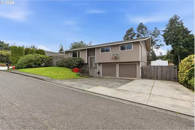 1289 Ford Ln, North Bend, OR 97459 - Photo 1