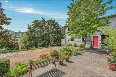 7007 N Burlington Ave #10, Portland, OR 97203 - Photo 1