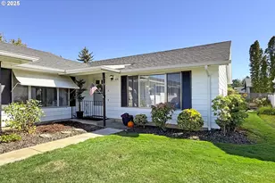 626 NE Fleming Ave, Gresham, OR 97030 - Photo 1